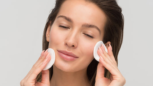 What Is Facial Toner & Why Should You Use One?